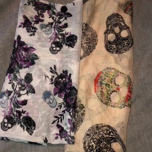 Lot of 2 Light Skull Design Scarves